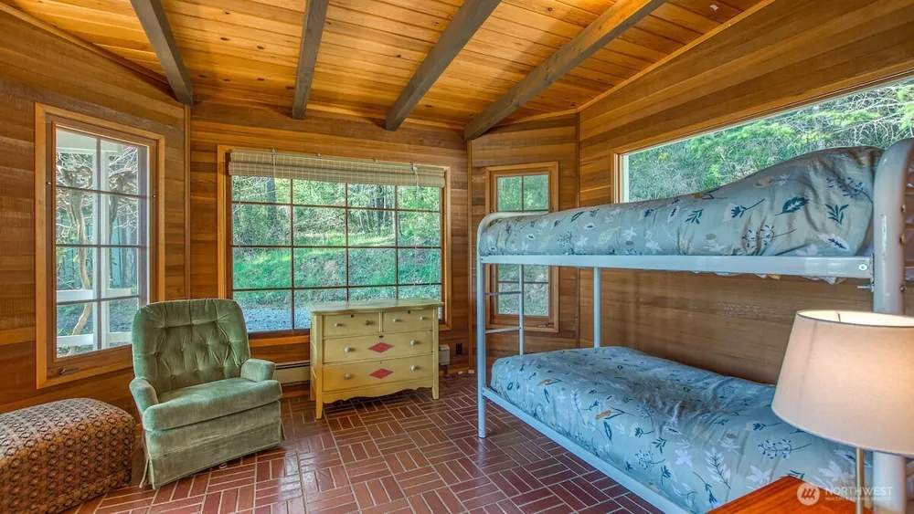 445 Point Lawrence Road Orcas Island, WA 98245