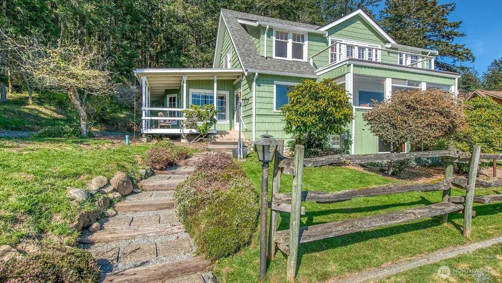 445 Point Lawrence Road Orcas Island, WA 98245