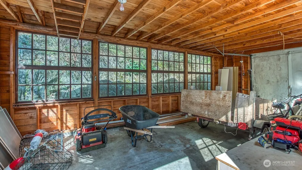 445 Point Lawrence Road Orcas Island, WA 98245