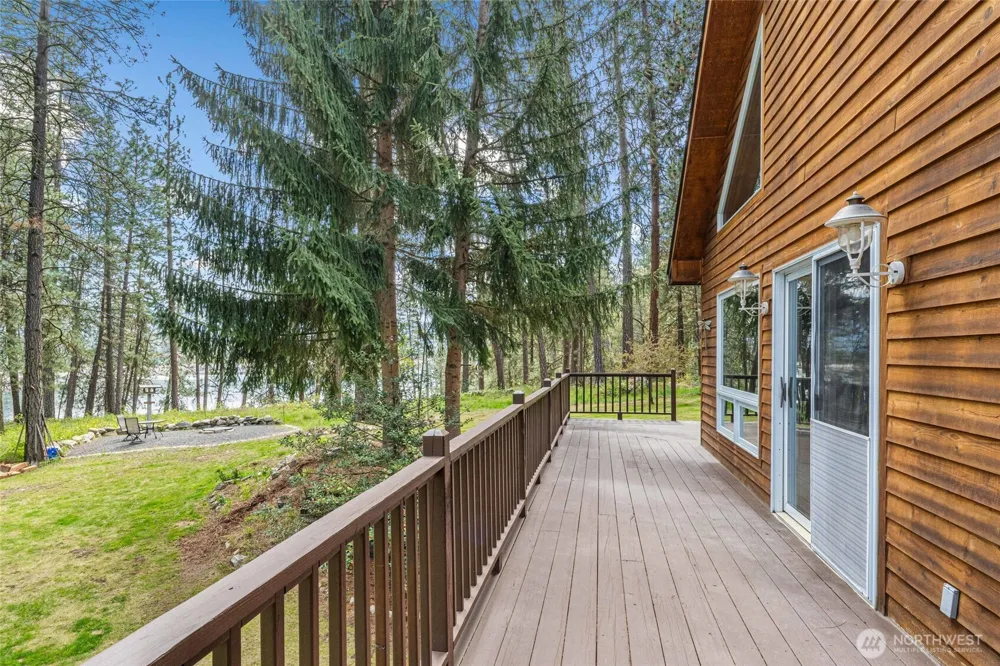 61 Columbia Drive Kettle Falls, WA 99141