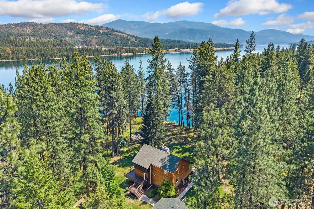61 Columbia Drive Kettle Falls, WA 99141