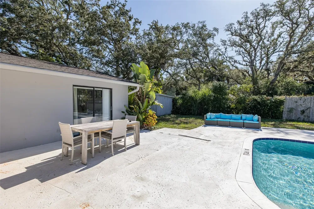 2180 PHILIPPE PARKWAY Safety Harbor, FL 34695