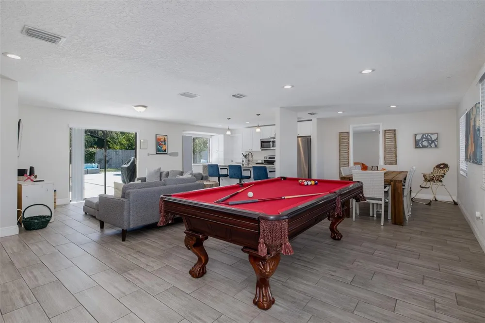 2180 PHILIPPE PARKWAY Safety Harbor, FL 34695