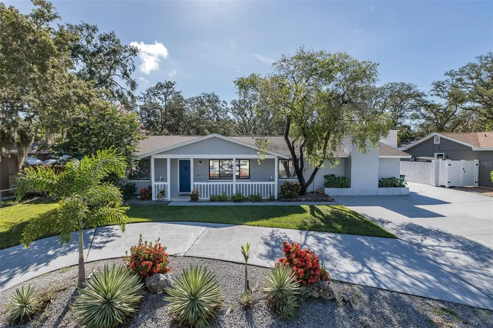 2180 PHILIPPE PARKWAY Safety Harbor, FL 34695
