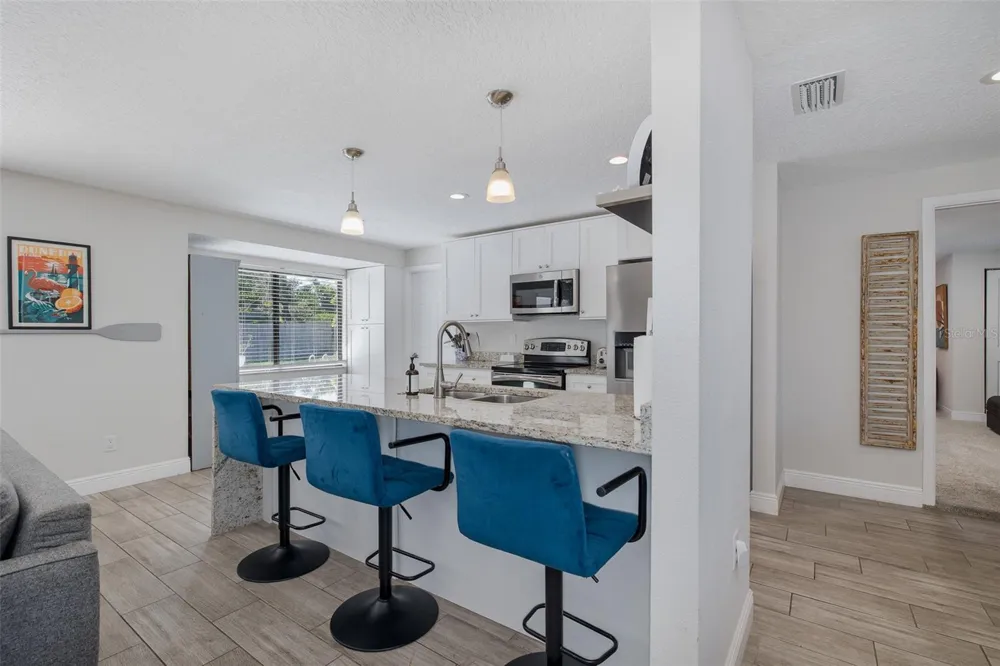 2180 PHILIPPE PARKWAY Safety Harbor, FL 34695