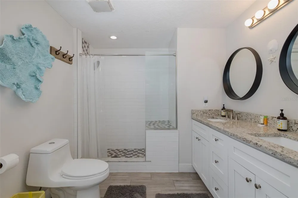 2180 PHILIPPE PARKWAY Safety Harbor, FL 34695