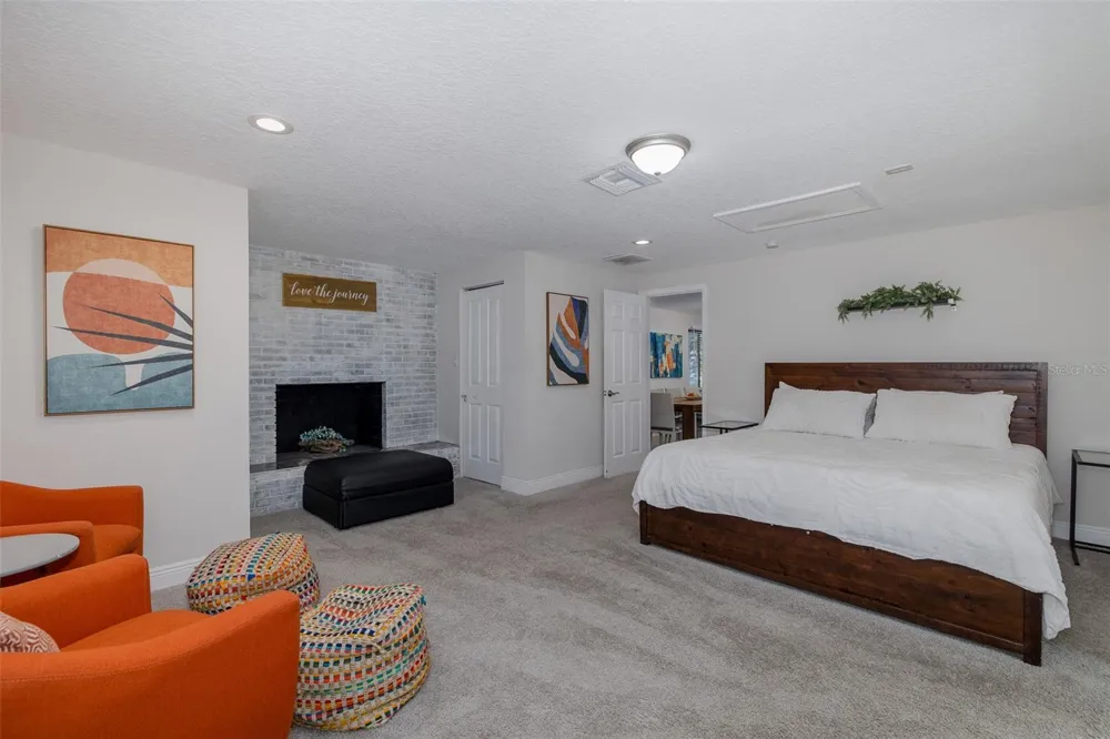 2180 PHILIPPE PARKWAY Safety Harbor, FL 34695