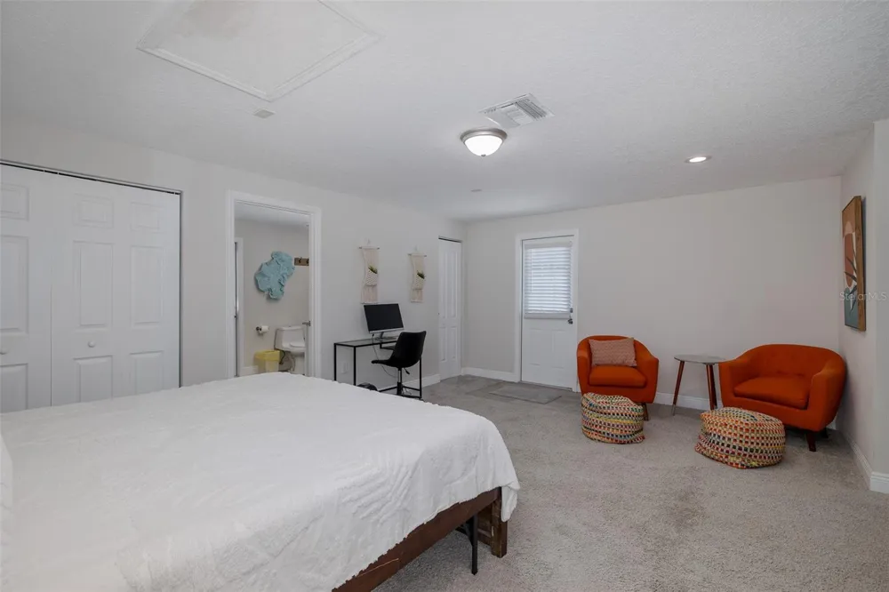 2180 PHILIPPE PARKWAY Safety Harbor, FL 34695