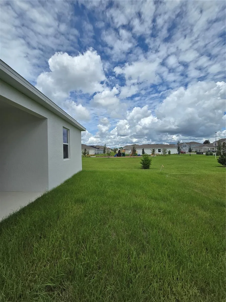 1767 FOREMAN ROAD Eagle Lake, FL 33839