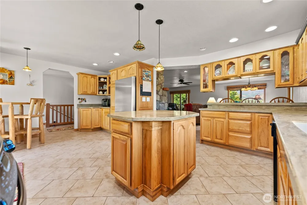 54 Wilson Road Winthrop, WA 98862