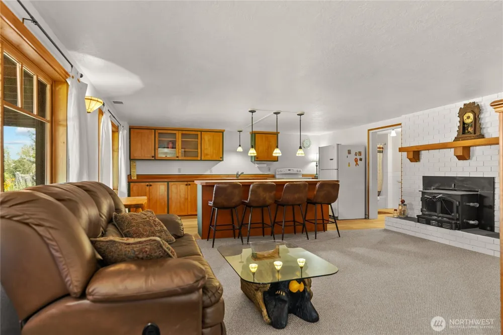 54 Wilson Road Winthrop, WA 98862