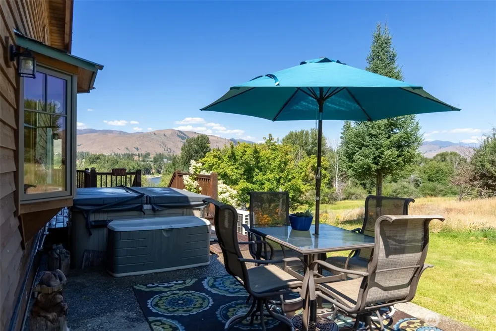 54 Wilson Road Winthrop, WA 98862
