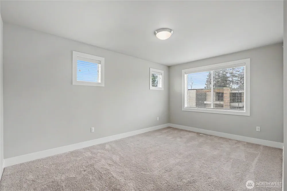 12415 41st Street Court E Edgewood, WA 98372