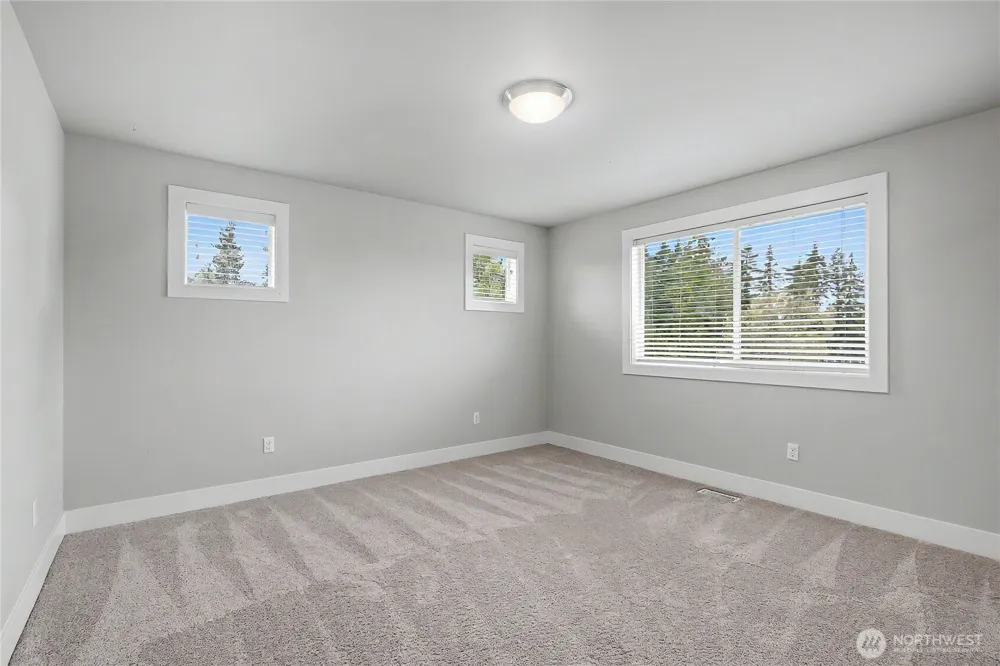 12415 41st Street Court E Edgewood, WA 98372