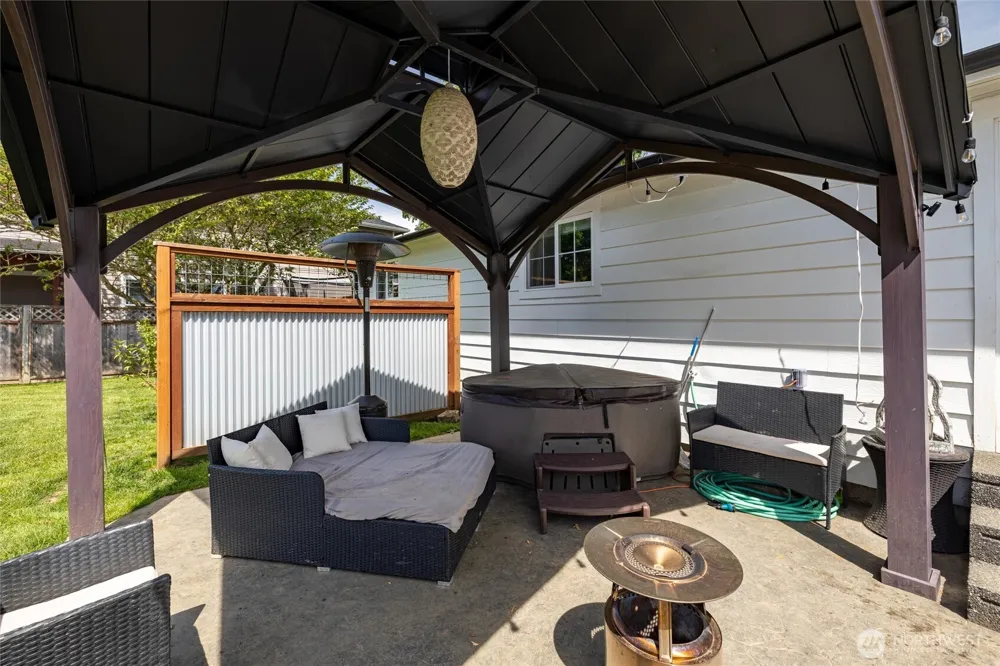 8679 Depot Road Lynden, WA 98264