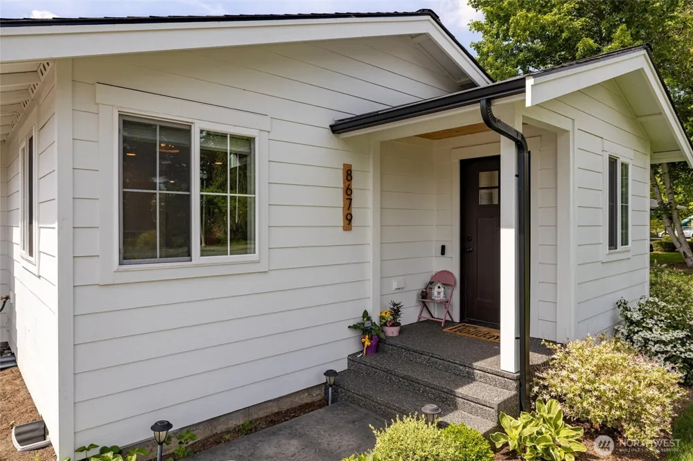 8679 Depot Road Lynden, WA 98264