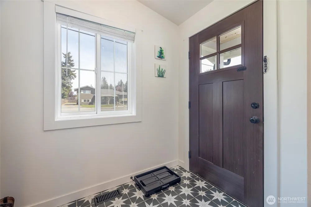 8679 Depot Road Lynden, WA 98264