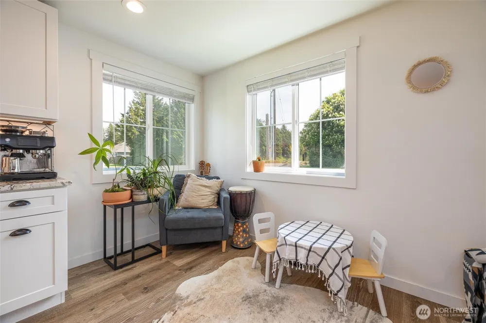 8679 Depot Road Lynden, WA 98264