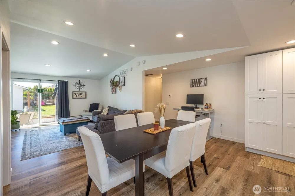 8679 Depot Road Lynden, WA 98264