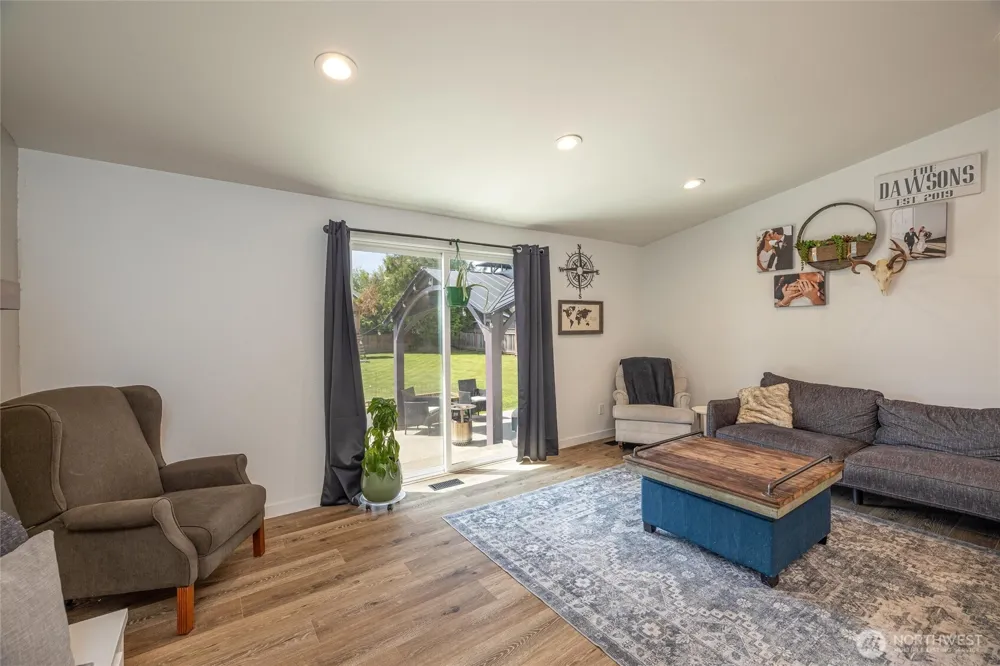 8679 Depot Road Lynden, WA 98264