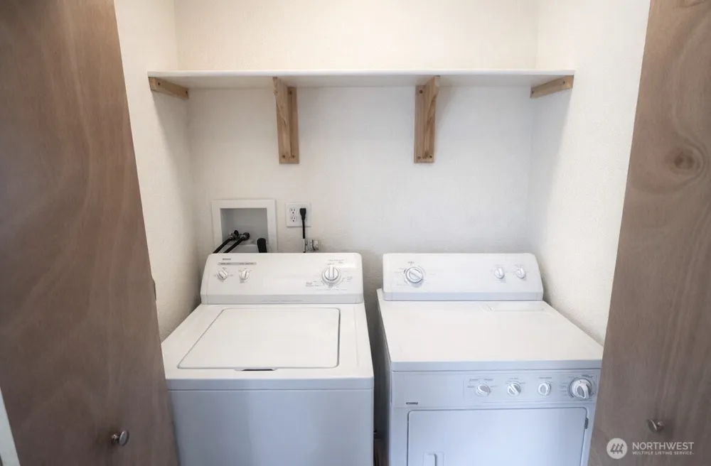 40 E Wannacut Lane Oroville, WA 98844