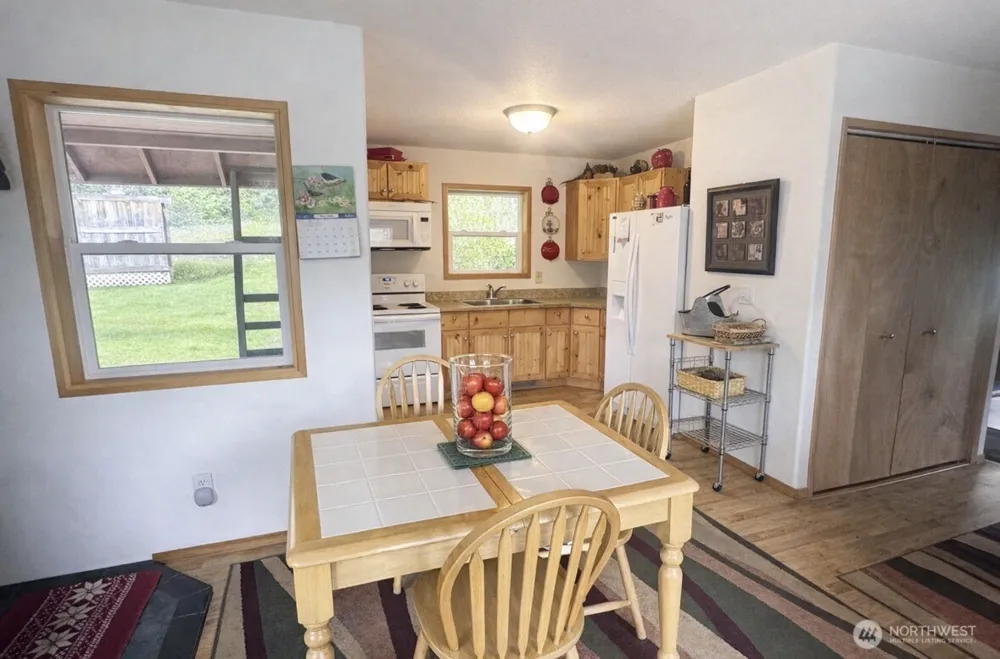 40 E Wannacut Lane Oroville, WA 98844