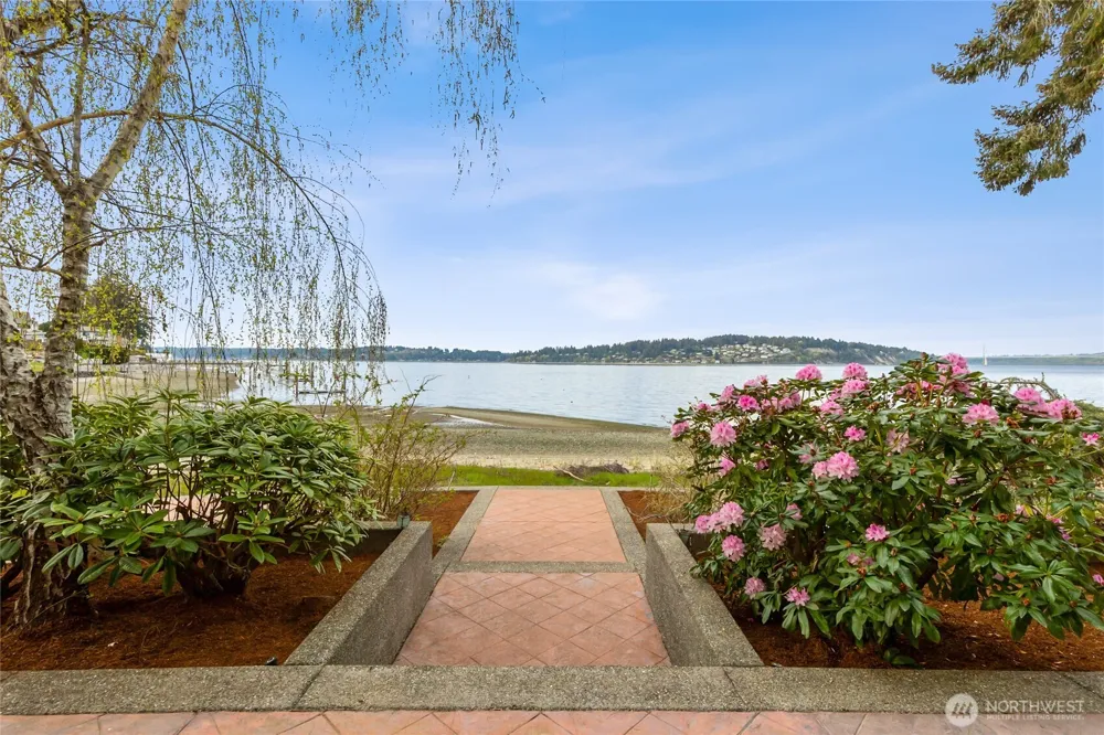 1105 14th Avenue Fox Island, WA 98333