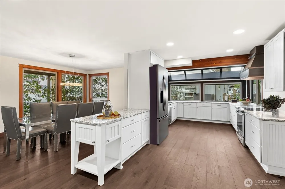1105 14th Avenue Fox Island, WA 98333