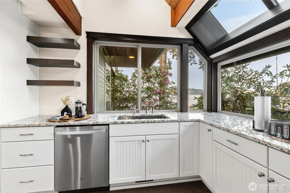 1105 14th Avenue Fox Island, WA 98333
