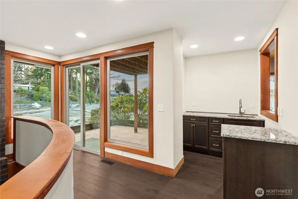 1105 14th Avenue Fox Island, WA 98333