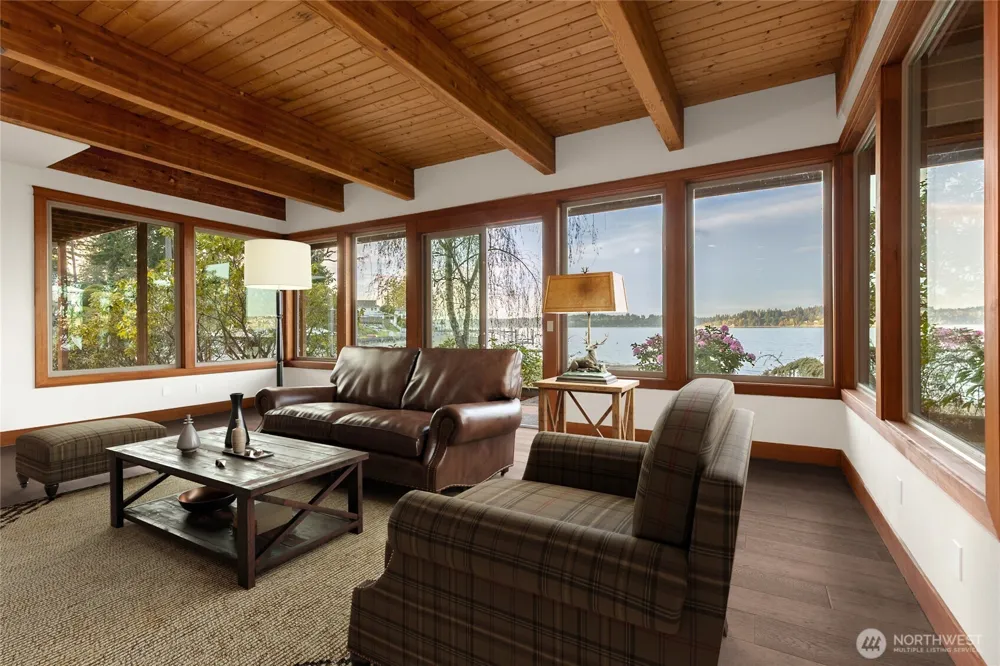 1105 14th Avenue Fox Island, WA 98333