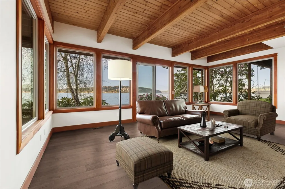 1105 14th Avenue Fox Island, WA 98333