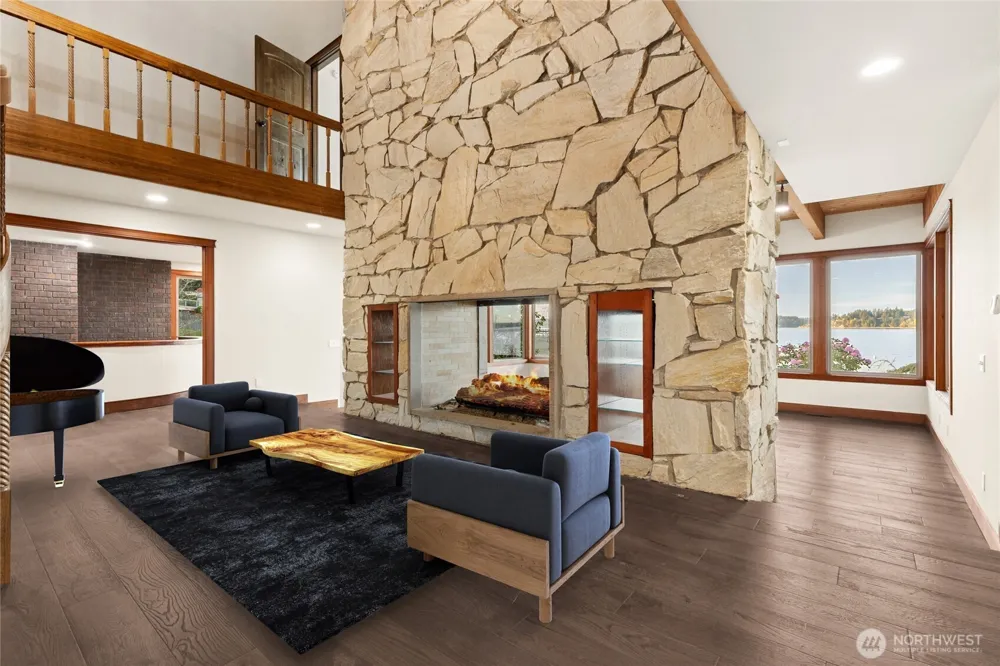 1105 14th Avenue Fox Island, WA 98333
