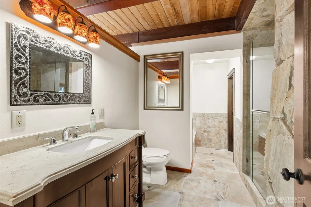 1105 14th Avenue Fox Island, WA 98333