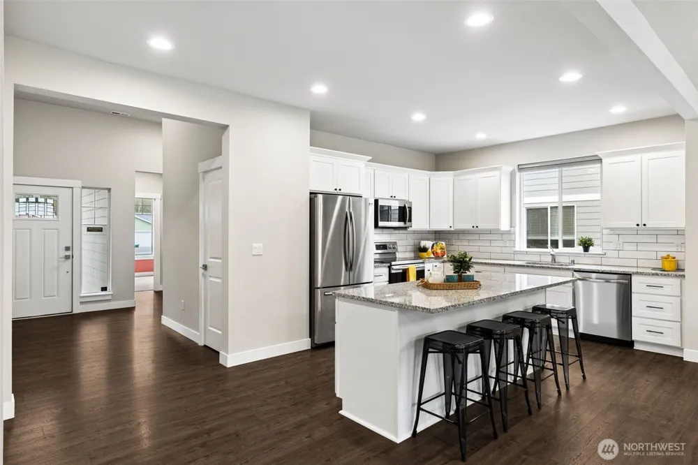 676 W Camas Court McCleary, WA 98557