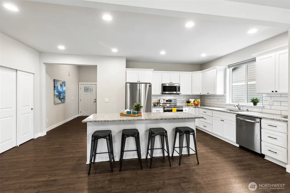 676 W Camas Court McCleary, WA 98557