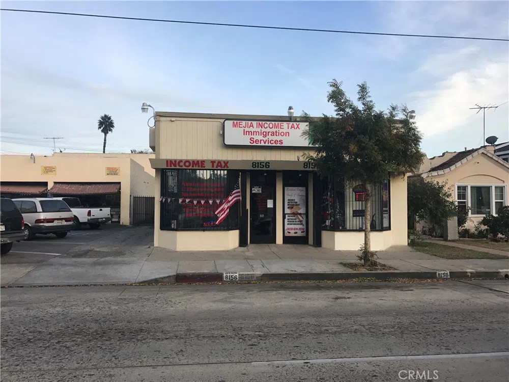 8156 State Street South Gate, CA 90280