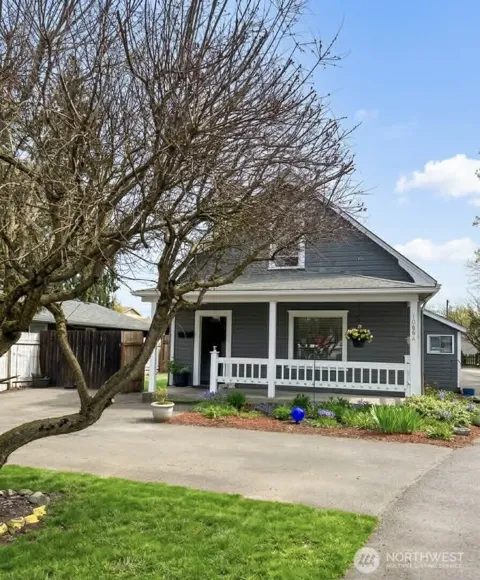 1088 Beach Avenue #A