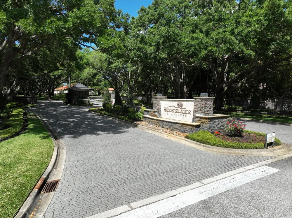 12322 STONELAKE RANCH BOULEVARD Thonotosassa, FL 33592