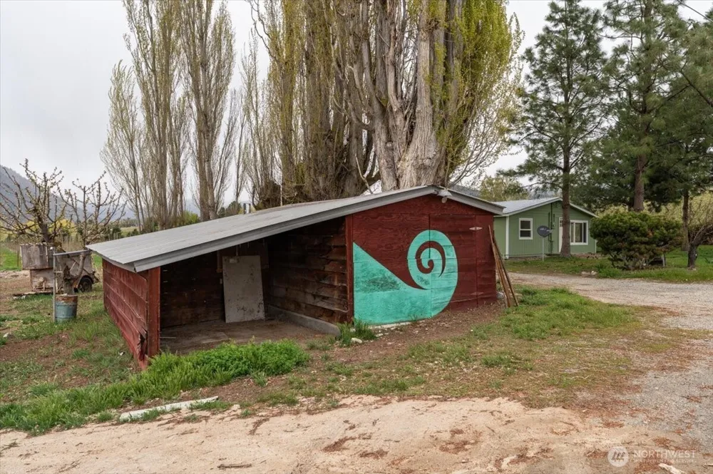 293 Barkley Road Manson, WA 98831