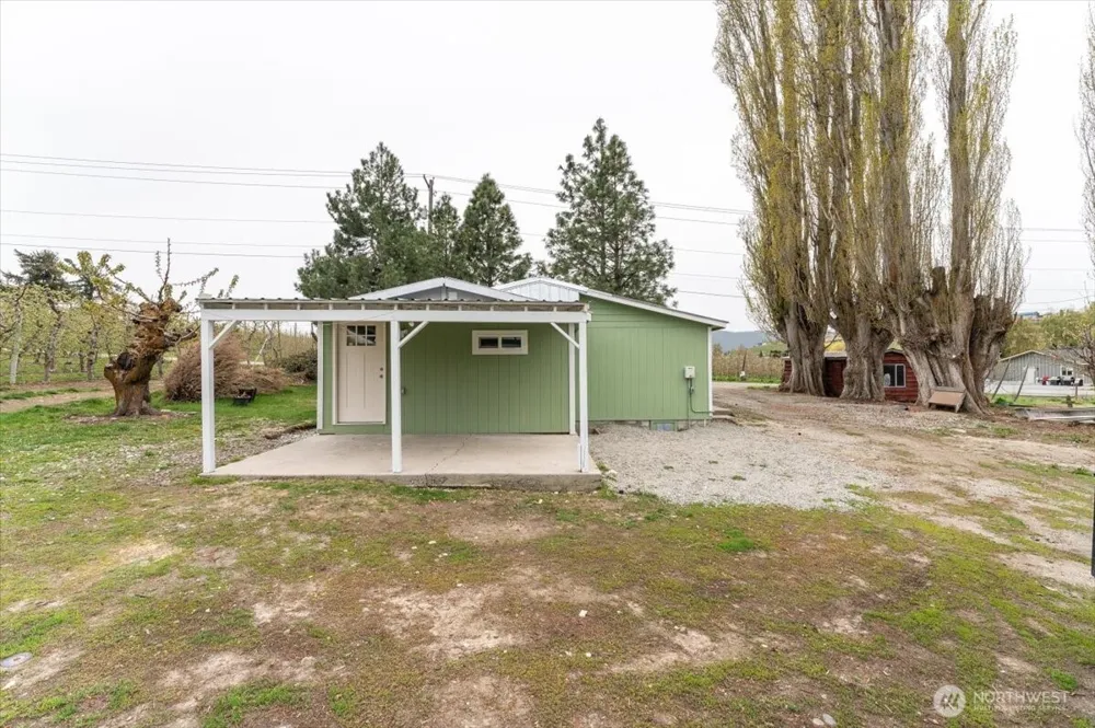 293 Barkley Road Manson, WA 98831