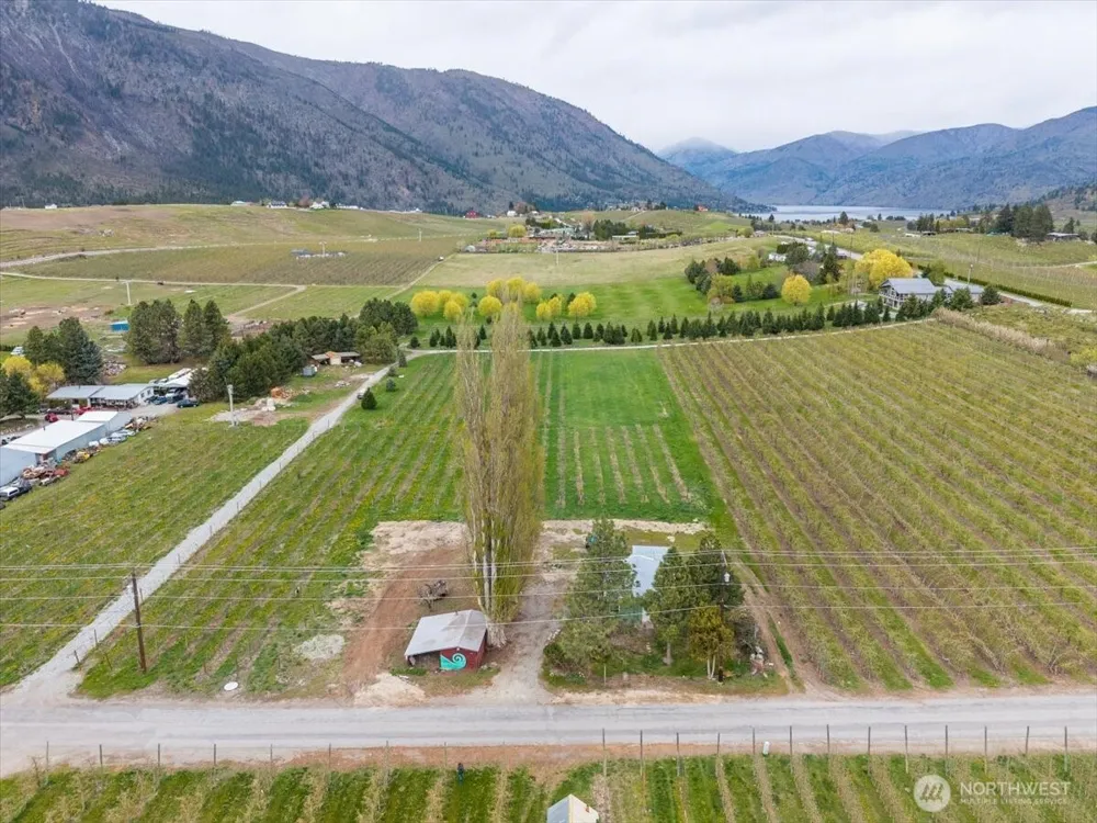 293 Barkley Road Manson, WA 98831