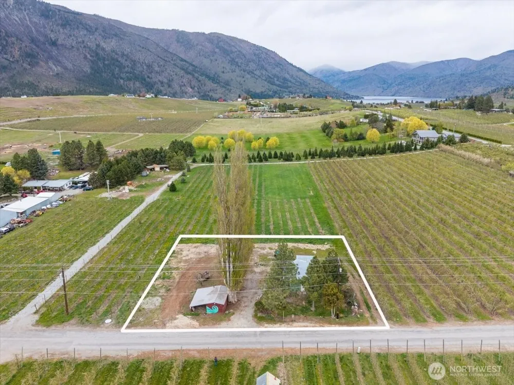 293 Barkley Road Manson, WA 98831