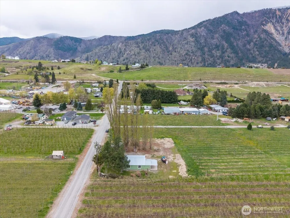 293 Barkley Road Manson, WA 98831