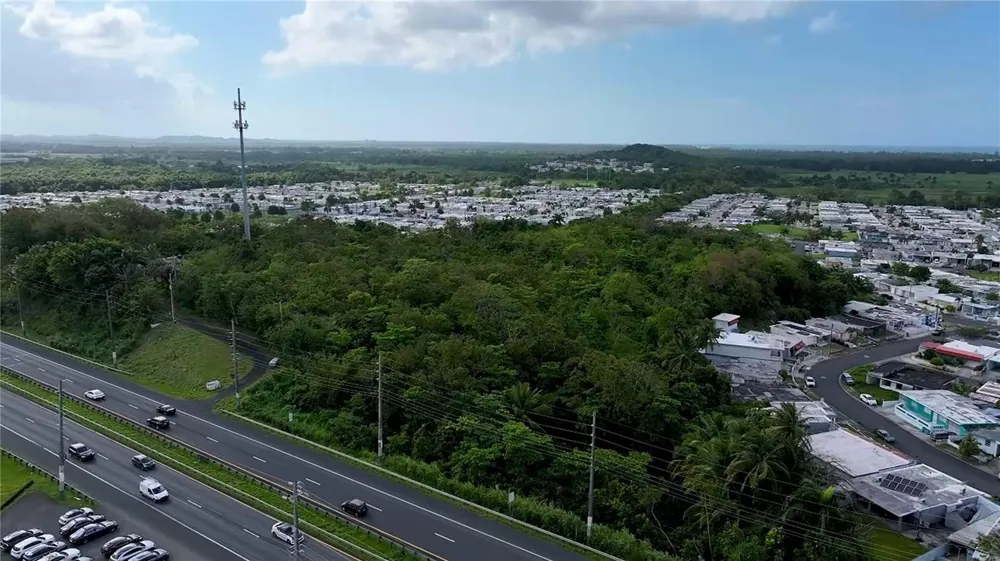 PR-3 KM 28.5 ZARZAL WARD Rio Grande, PR 00745