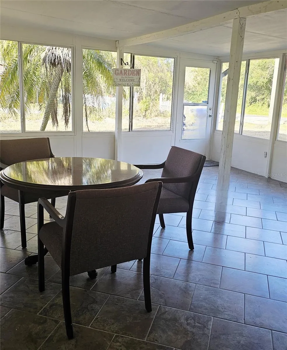 7714 DELEUIL AVENUE Tampa, FL 33610