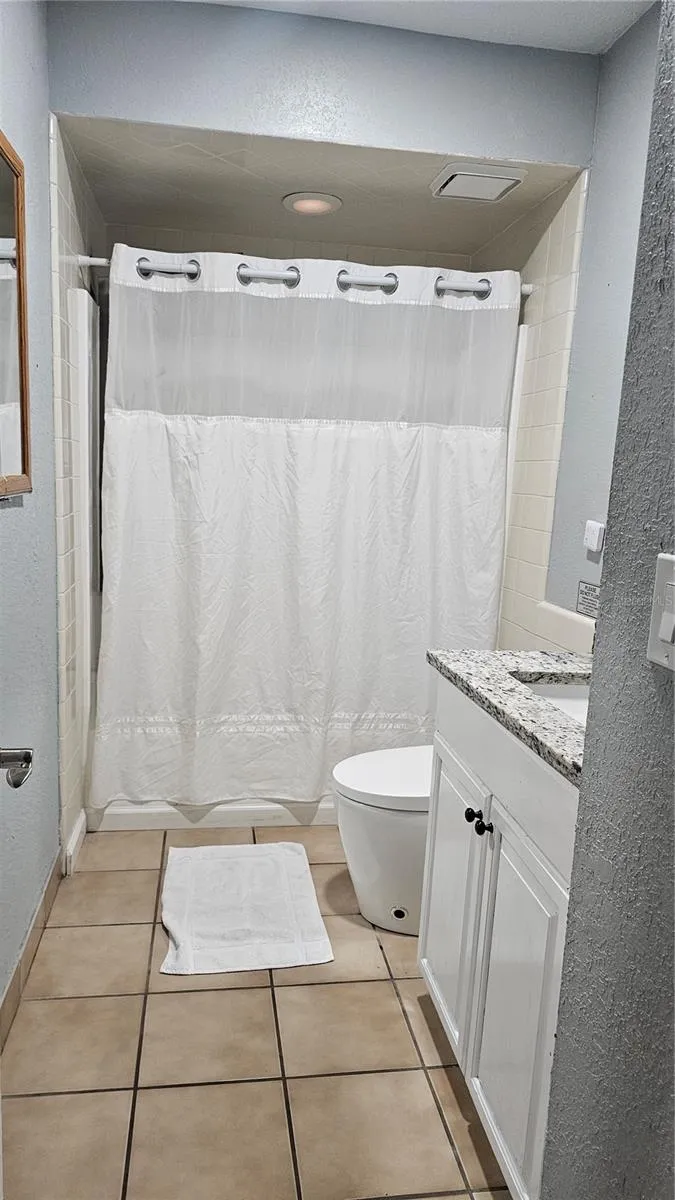 7714 DELEUIL AVENUE Tampa, FL 33610