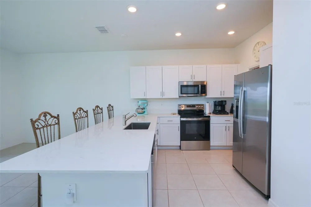 10059 TRUMPET HONEYSUCKLE WAY San Antonio, FL 33576