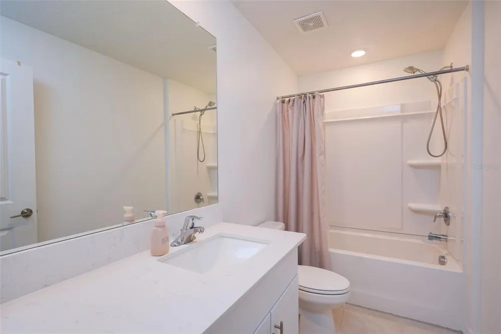 10059 TRUMPET HONEYSUCKLE WAY San Antonio, FL 33576
