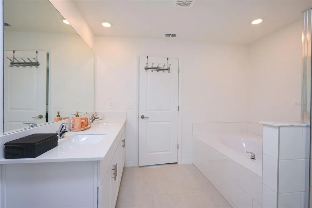 10059 TRUMPET HONEYSUCKLE WAY San Antonio, FL 33576